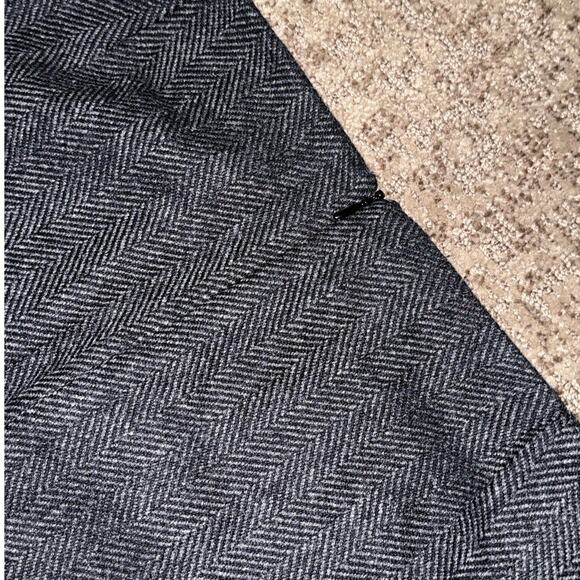 DOLCE & GABBANA classic gray black herringbone 100% wool straight pencil skirt - Picture 5 of 8